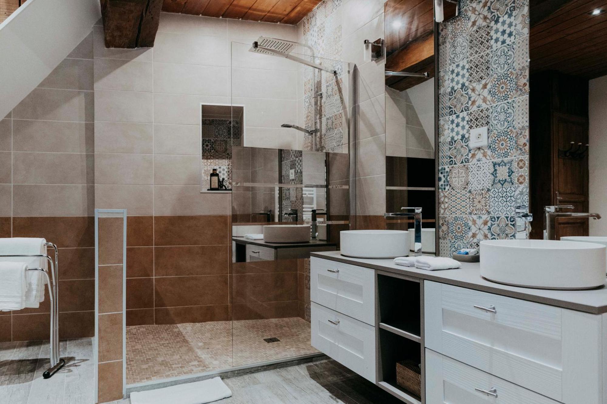 Villa Calma - Maison D'Hotes & Spa Mottier エクステリア 写真